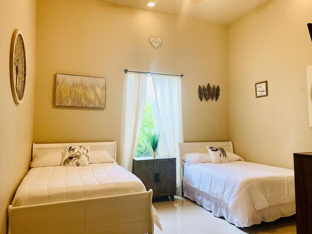 Brownsville Comfort 2 Bedroom 1 Bath , Spacious Kitchen And Outdoor Home 외부 사진