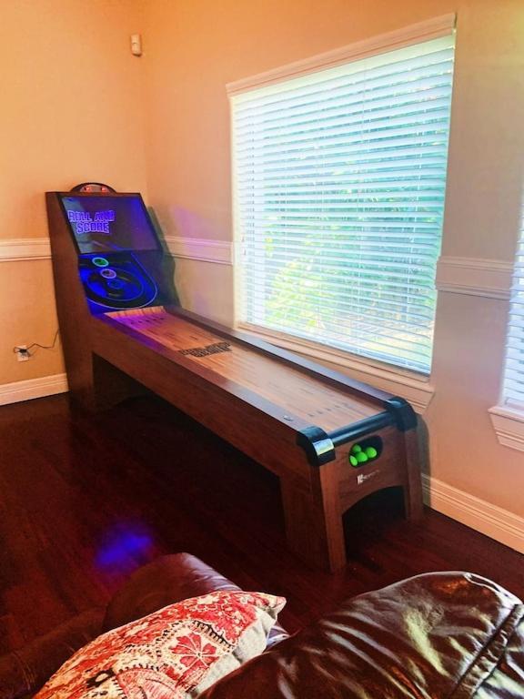 Brownsville Comfort 2 Bedroom 1 Bath , Spacious Kitchen And Outdoor Home 외부 사진