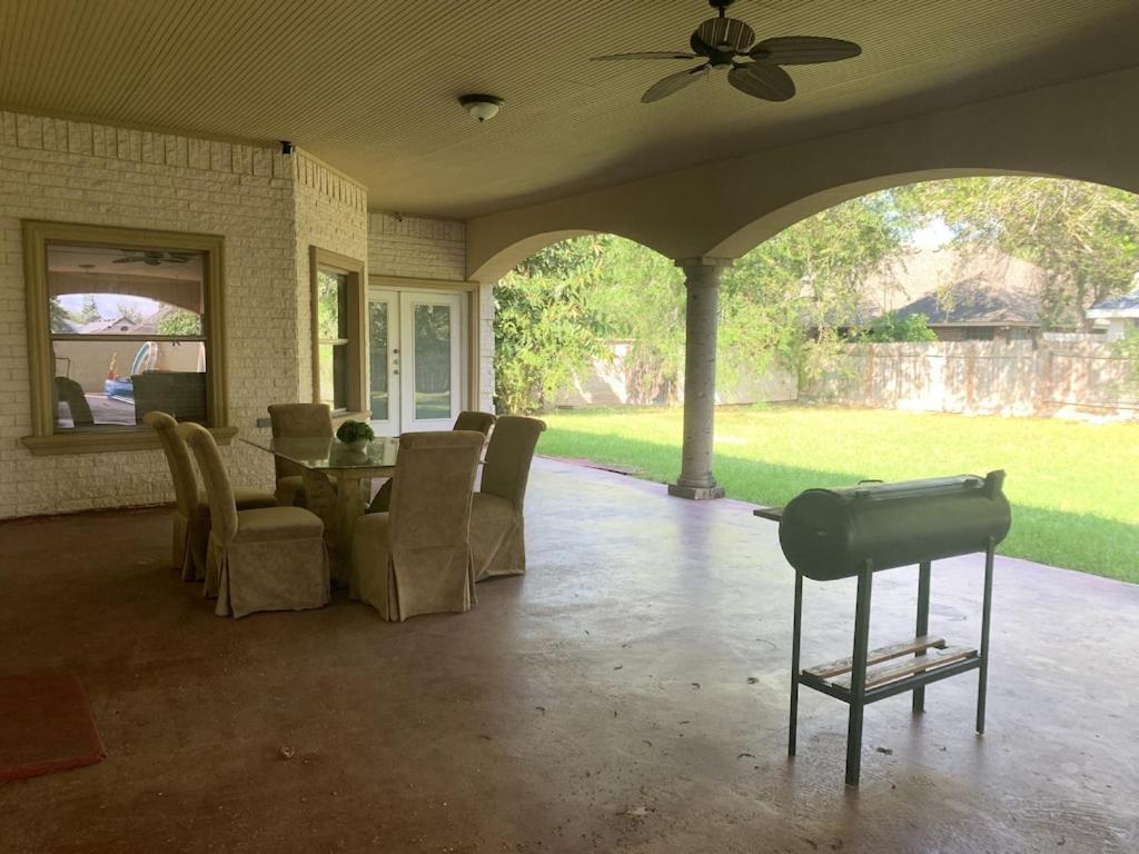 Brownsville Comfort 2 Bedroom 1 Bath , Spacious Kitchen And Outdoor Home 외부 사진