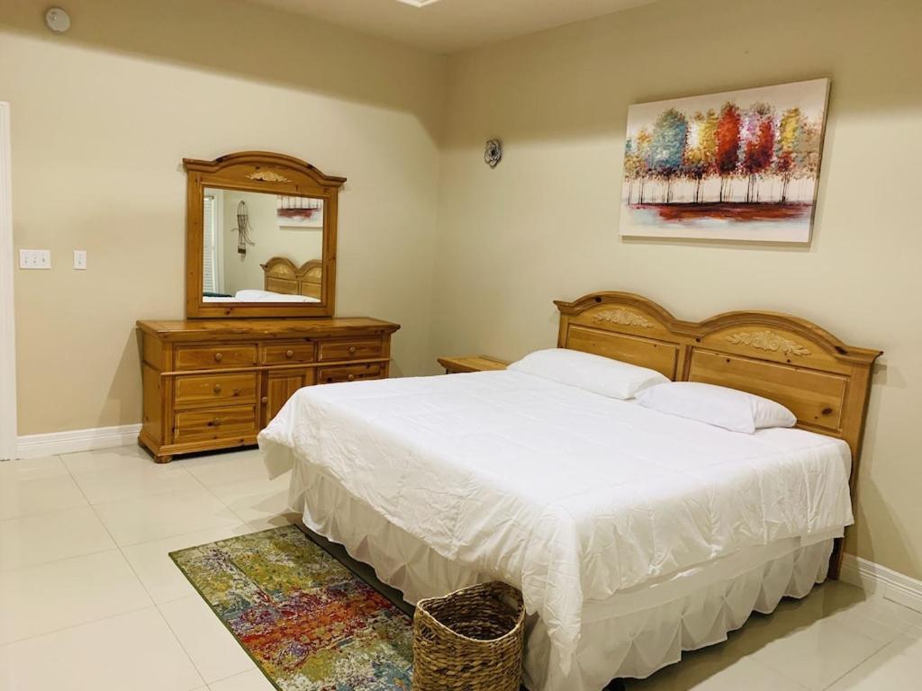 Brownsville Comfort 2 Bedroom 1 Bath , Spacious Kitchen And Outdoor Home 외부 사진