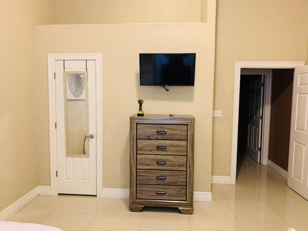 Brownsville Comfort 2 Bedroom 1 Bath , Spacious Kitchen And Outdoor Home 외부 사진